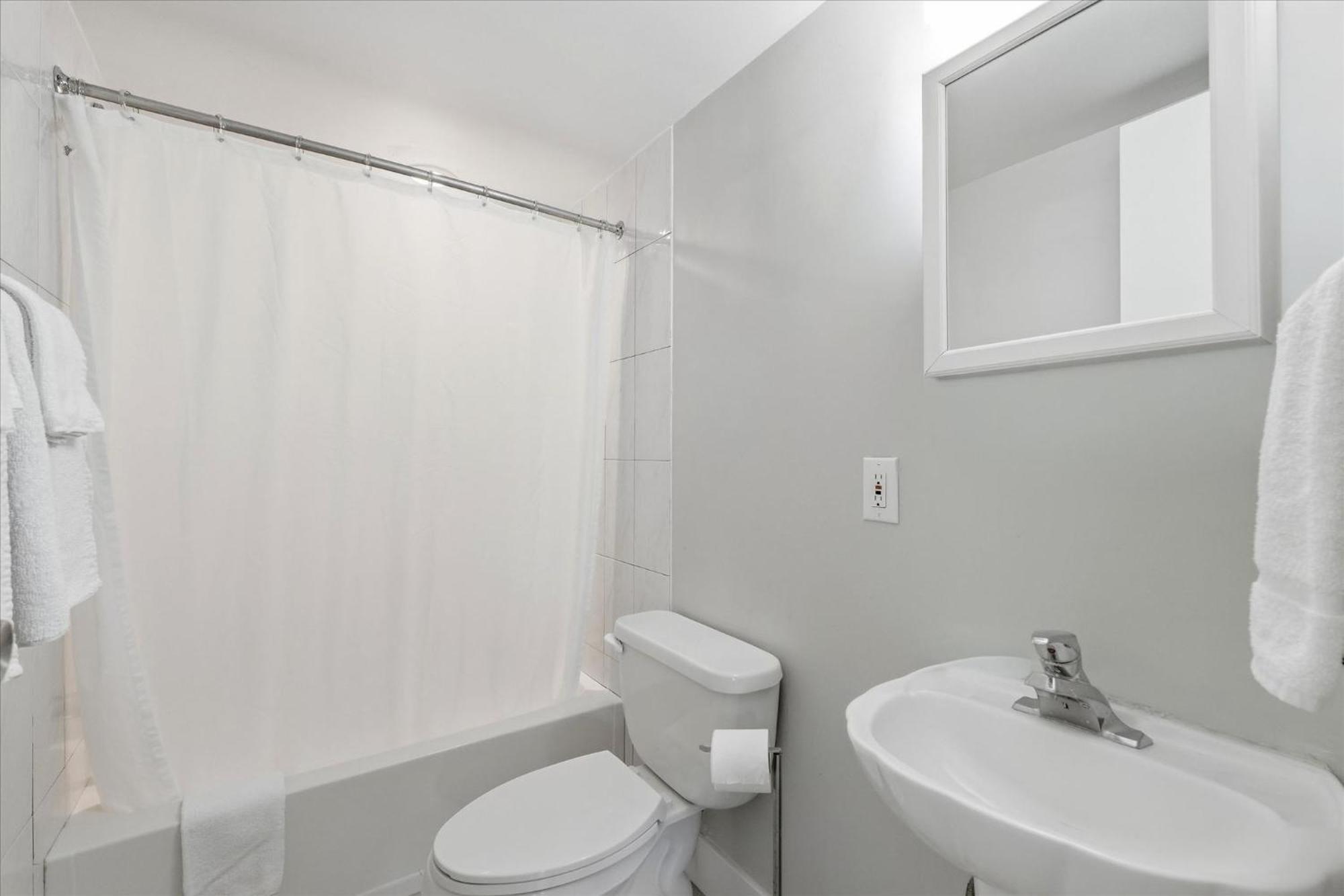 One-Bedroom Suite,1769828267:JPEG
